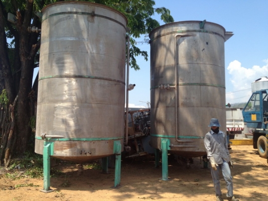 ขายถังสตนเลส เกรด316 ขนาด 8,500 และ 15,000 ลิตร ใกล้หมดแล้วน่ะครับ สวยทุกใบ