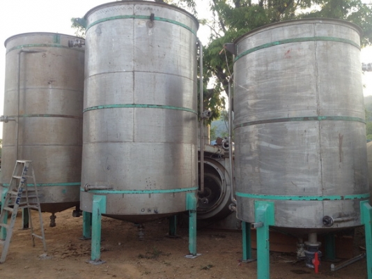 ขายถังสตนเลส เกรด316 ขนาด 8,500 และ 15,000 ลิตร ใกล้หมดแล้วน่ะครับ สวยทุกใบ