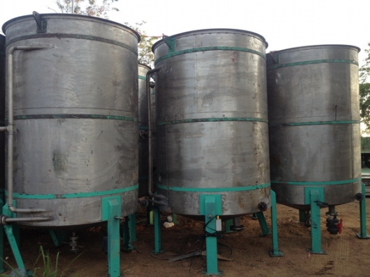 ขายถังสตนเลส เกรด316 ขนาด 8,500 และ 15,000 ลิตร ใกล้หมดแล้วน่ะครับ สวยทุกใบ