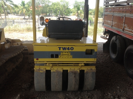 ขาย รถบด 4 ตัน TW40 สภาพเก่าเก็บ เดิมๆ สวยมาก สนใจติดต่อโดยตรง 081-4283210