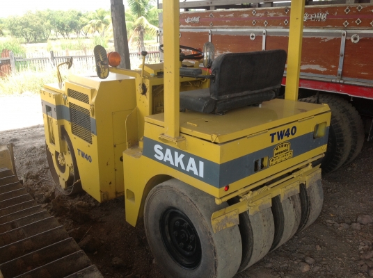 ขาย รถบด 4 ตัน TW40 สภาพเก่าเก็บ เดิมๆ สวยมาก สนใจติดต่อโดยตรง 081-4283210