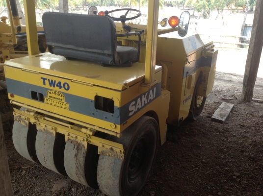 ขาย รถบด 4 ตัน TW40 สภาพเก่าเก็บ เดิมๆ สวยมาก สนใจติดต่อโดยตรง 081-4283210