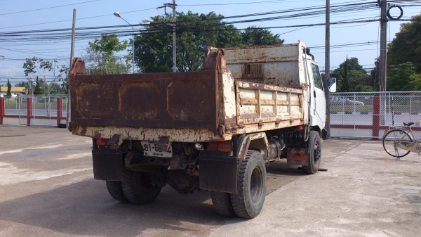ขาย รถ 6ล้อ Hino ขาย รถ 6ล้อ Hino