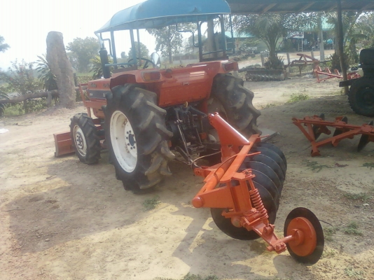 ขายรถไถ คูโบต้า L435 มีอุปกรณ์  ดันหน้า ผาน6