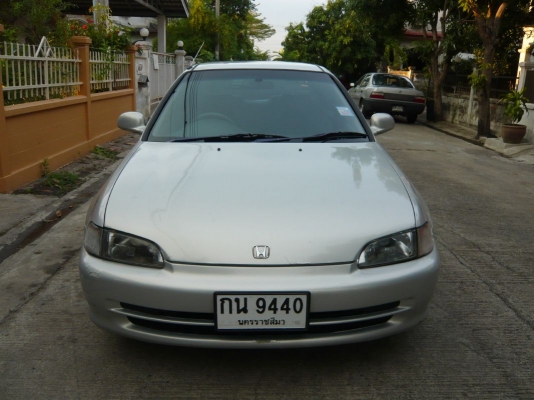 Civicเตารีด4d เกียร์Auto เครื่องV-tec ติดLpg พร้อมใช้งานทันที