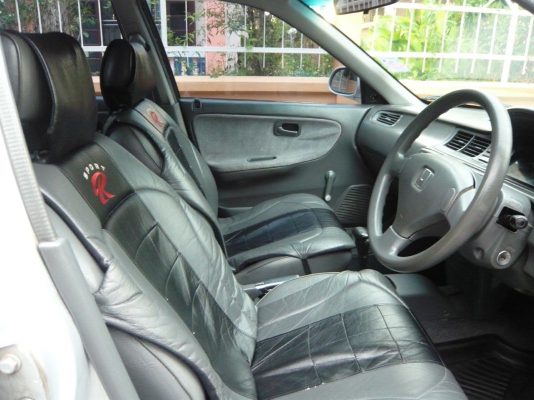 Civicเตารีด4d เกียร์Auto เครื่องV-tec ติดLpg พร้อมใช้งานทันที