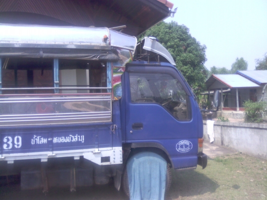 ขายรถ ๖ ล้อส่งนักเรียน อีซูสุ เครื่อง ๑๑๐ แรง