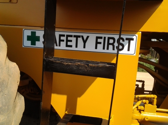 ขายด่วน..รถตัก KAWASAKI KLD 50Z รถสวย ตักแรง ได้งานไว เครื่องแรงดี ประหยัดน้ำมันสุดคุ้ม.