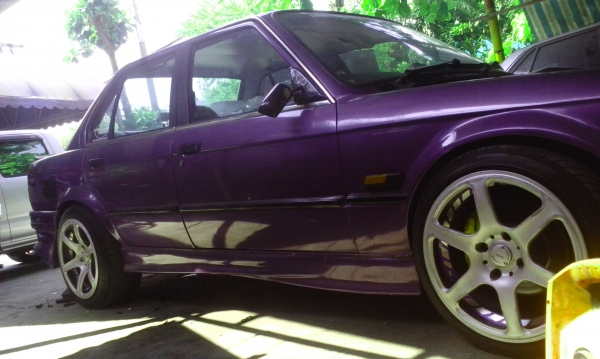 ลดอีกคับ25000 $ด่วนๆเลยคับราคานี้^_^ บอดี้รถBMW E30 ช่วงล่างของสกายลายสถาพตามรูป