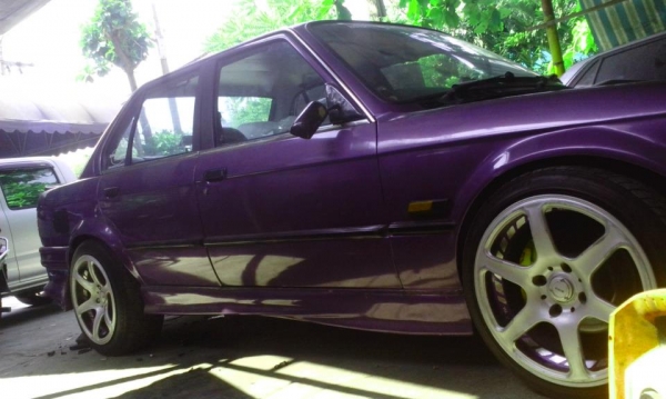 ลดอีกคับ25000 $ด่วนๆเลยคับราคานี้^_^ บอดี้รถBMW E30 ช่วงล่างของสกายลายสถาพตามรูป