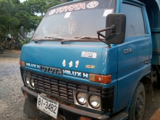 ขาย หกล้อ TOYOTA BU2002 ไอ้หนุ่มทางหลวง ปี40 ราคา 280000