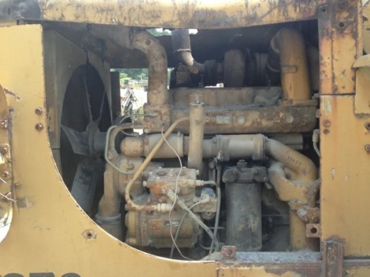 ขายรถตักล้อยาง CAT 950 ดั๊มเบรค รถพร้อมใช้ สนใจโทร 0819701072