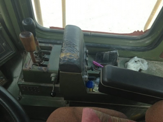 ขายรถตักล้อยาง CAT 950 ดั๊มเบรค รถพร้อมใช้ สนใจโทร 0819701072