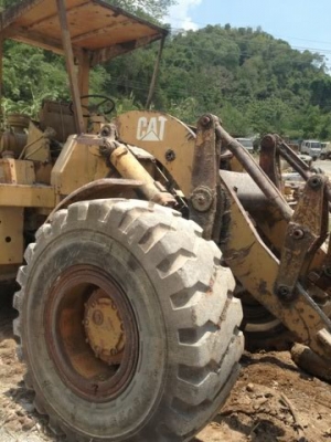 ขายรถตักล้อยาง CAT 950 ดั๊มเบรค รถพร้อมใช้ สนใจโทร 0819701072