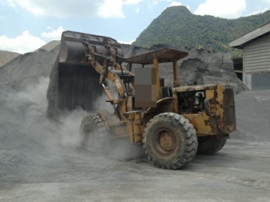 ขายรถตักล้อยาง CAT 950 ดั๊มเบรค รถพร้อมใช้ สนใจโทร 0819701072