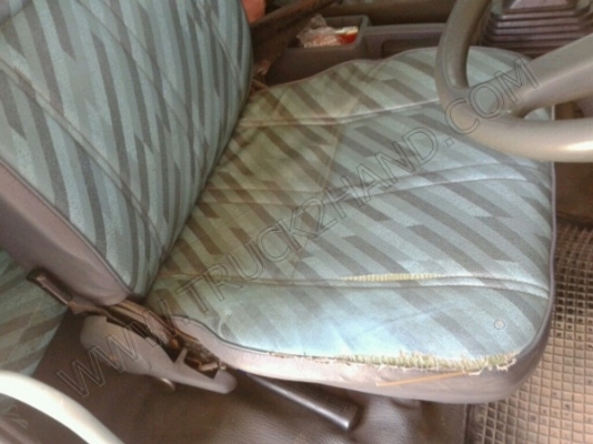 รถบรรทุก 10 ล้อท้ายเป็ด ติดเครน ยี่ห้อ ISUZU รุ่น ROCKY 240 แรงม้า นางฟ้าแท้