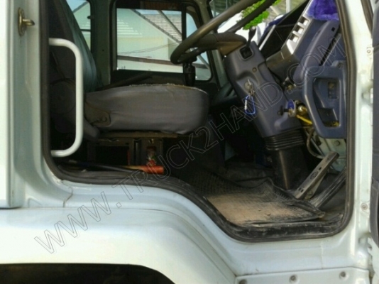 รถบรรทุก 10 ล้อท้ายเป็ด ติดเครน ยี่ห้อ ISUZU รุ่น ROCKY 240 แรงม้า นางฟ้าแท้