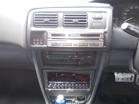 toyota corola ตูดเป็ด 1,500 ซีซี. เดิม บาง แต่งหล่อ เท่ห์ เกียร์ออโต้ ติด แก็ส LPG