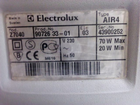 ช่วยลดภาวะอากาศเป็นพิษและฝุ่นละออง เครื่องฟอกอากาศ Electrolux  รุ่น oxygen Z7040ผลิตในสวีเดน มีตะแกงไฟฟ้าเพื่อผลิตโอโซนทำให้อากาศในห้องบริสุทธิ์