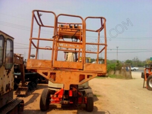 รถกระเช้า รุ่น JLG //ติดต่อเจ้าของโดยตรงคุณประเทือง โทร.090-136-3376, 086-518-7536