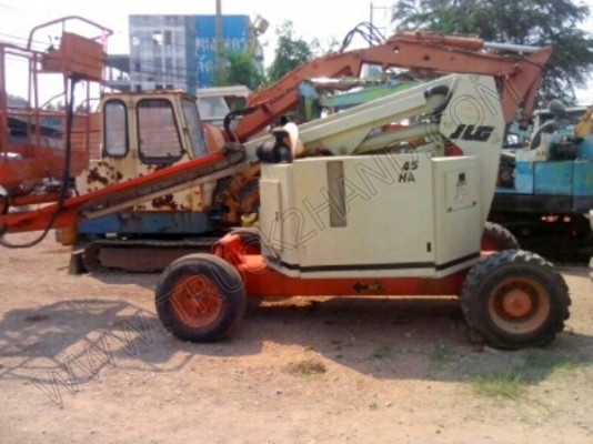 รถกระเช้า รุ่น JLG //ติดต่อเจ้าของโดยตรงคุณประเทือง โทร.090-136-3376, 086-518-7536
