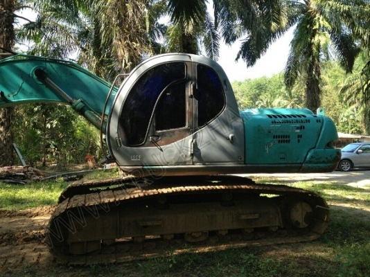 รถแบคโฮ ยี่ห้อ KOBELCO รุ่น SK200 MARK 5 SUPER รถแบคโฮ ยี่ห้อ KOBELCO รุ่น SK200 MARK 5 SUPER