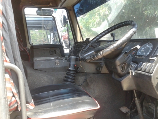 ขายรถVOLVo FL10 6x4-34  พร้อมหางก้าง12 2เพลา จดทะเบียนปี53 (มีรถทั้งหมด2คัน)