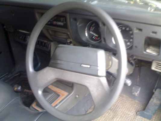 ขาย MAZDA FAMILIA 1.3 ขาย MAZDA FAMILIA 1.3