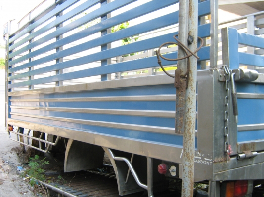 ขายกะบะสแตนเลส NPR115 ยาว4.30เมตร