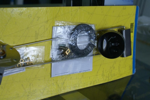 เกจ์วัดน้ำมันพร้อมลูกลอย ครบชุด ตามรูป