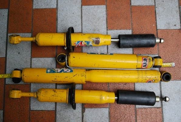 โช๊คอัพVego 4wdTOYOTA,โช๊คอัพVego4wd Ole man,โช๊คอัพมือสองvego 4wd   หน้า หลัง