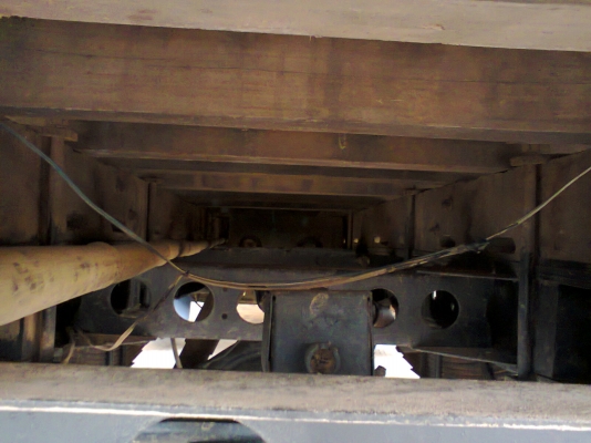 NPR 115 รถห้าง สภาพเยี่ยม F หน้าหลัง ยาง 8.25 เอกสารพร้อมโอน