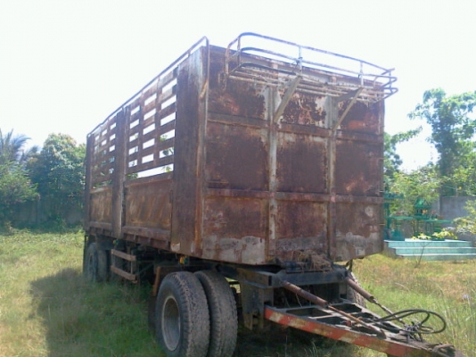 ขายห่าง สามมิต  2 เพลา ( ไม่ดั๊ม )   ( มีขาย 2 ห่าง ) สนใจติดต่อ 081 - 6079515