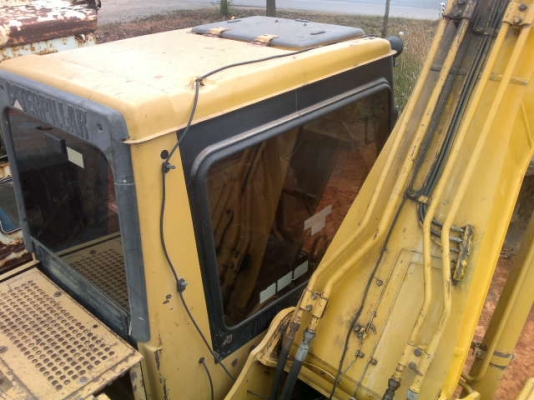 รถแบคโฮ  CAT 320B   สนใจติดต่อ 081 - 6079515