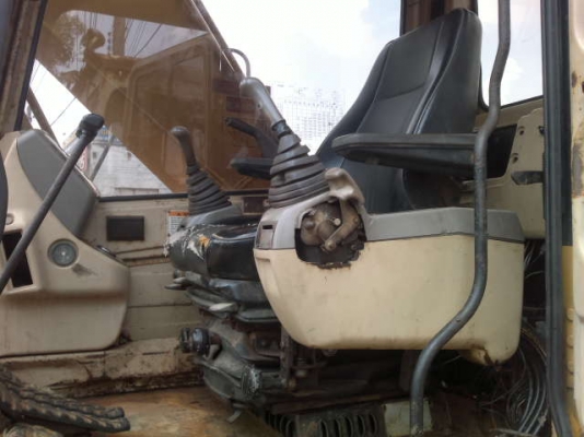 รถแบคโฮ  CAT 320B   สนใจติดต่อ 081 - 6079515