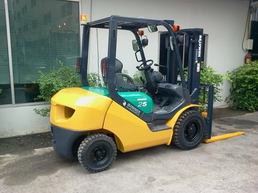 ต้องการขายรถโฟอร์คลิฟต์สภาพเยี่ยม ต้องการขายรถโฟอร์คลิฟต์สภาพเยี่ยม