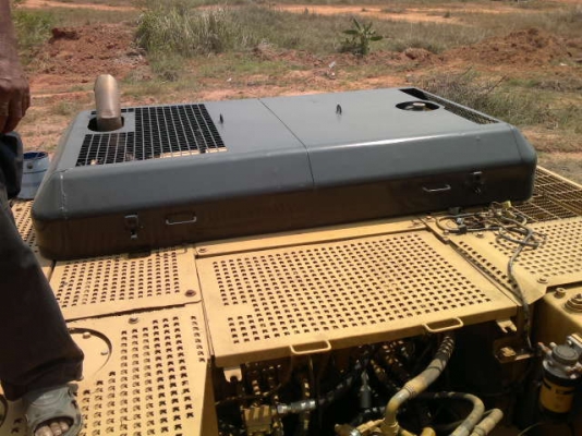 รถแบคโฮ CAT 325 สนใจติดต่อ 081 - 6079515 รถแบคโฮ CAT 325 สนใจติดต่อ 081 - 6079515