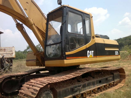 รถแบคโฮ CAT 325 สนใจติดต่อ 081 - 6079515 รถแบคโฮ CAT 325 สนใจติดต่อ 081 - 6079515