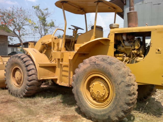 รถตัก 950  สนใจติดต่อ 081 - 6079515