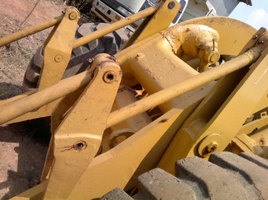 รถตัก 950  สนใจติดต่อ 081 - 6079515