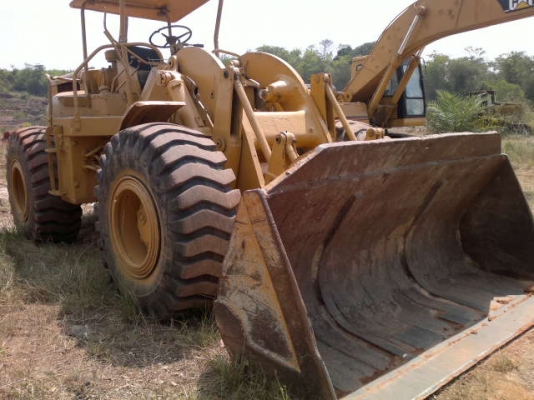 รถตัก 950  สนใจติดต่อ 081 - 6079515