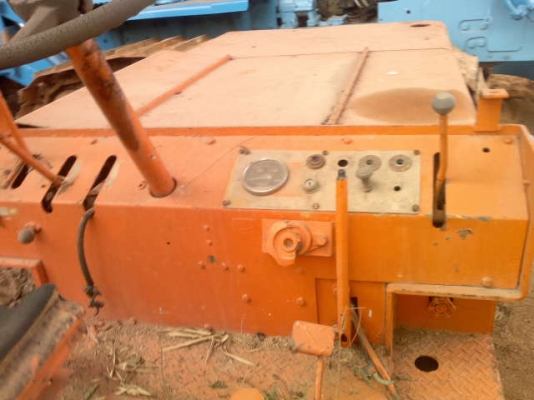 รถบด SAKAl SY - 25  สนใจติดต่อ 081 - 6079515