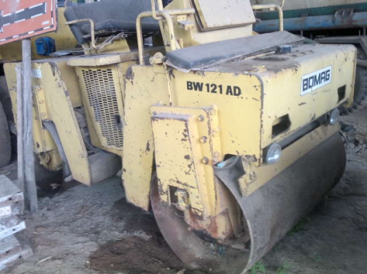 รถบด BW 121 - AD  สนใจติดต่อ  081 - 6079515