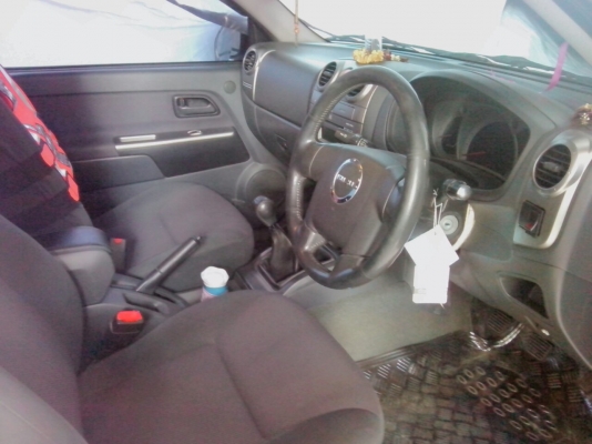 ขายดาวน์ isuzu hilander ปี 2008