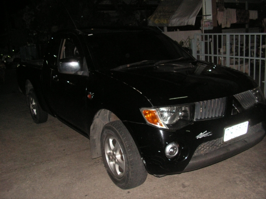 ไทรทันเเค็ปปี08ตัวท็อป ถ้าคุณหารถประหยัดไว้ใช้งานรถคันนี้ตอบโจทญ์ได้เลยครับ