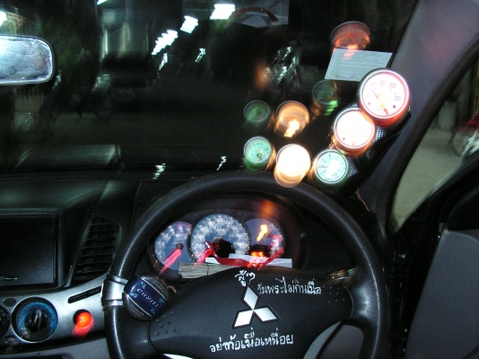 ไทรทันเเค็ปปี08ตัวท็อป ถ้าคุณหารถประหยัดไว้ใช้งานรถคันนี้ตอบโจทญ์ได้เลยครับ