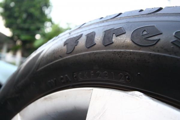 กะทะ15 4รู100 + ยาง Firestone 185/60/15 ปี12 กะทะ15 4รู100 + ยาง Firestone 185/60/15 ปี12