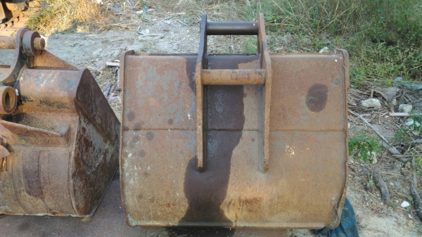 ขาย ปุ๋งกี๋เก่านอก PC120-130-140 เหล็กอย่าง ดี รับประกันความทนทาน