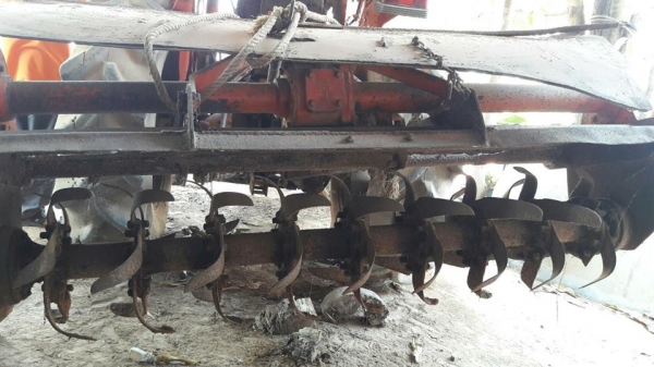 ขายรถแทครเตอร์คูโบต้าL4508 อุปกรณ์3ชิ้น ใบดันหน้า ผานหลัง โรตารี่ เอกสารเล่มทะเบียน