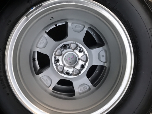 ล้อแม็กใหม่ป้ายแดง Mitsu Triton พร้อมยาง 215-70-15 Bridgestone ปลายปี 16 ล้อแม็กใหม่ป้ายแดง Mitsu Triton พร้อมยาง 215-70-15 Bridgestone ปลายปี 16